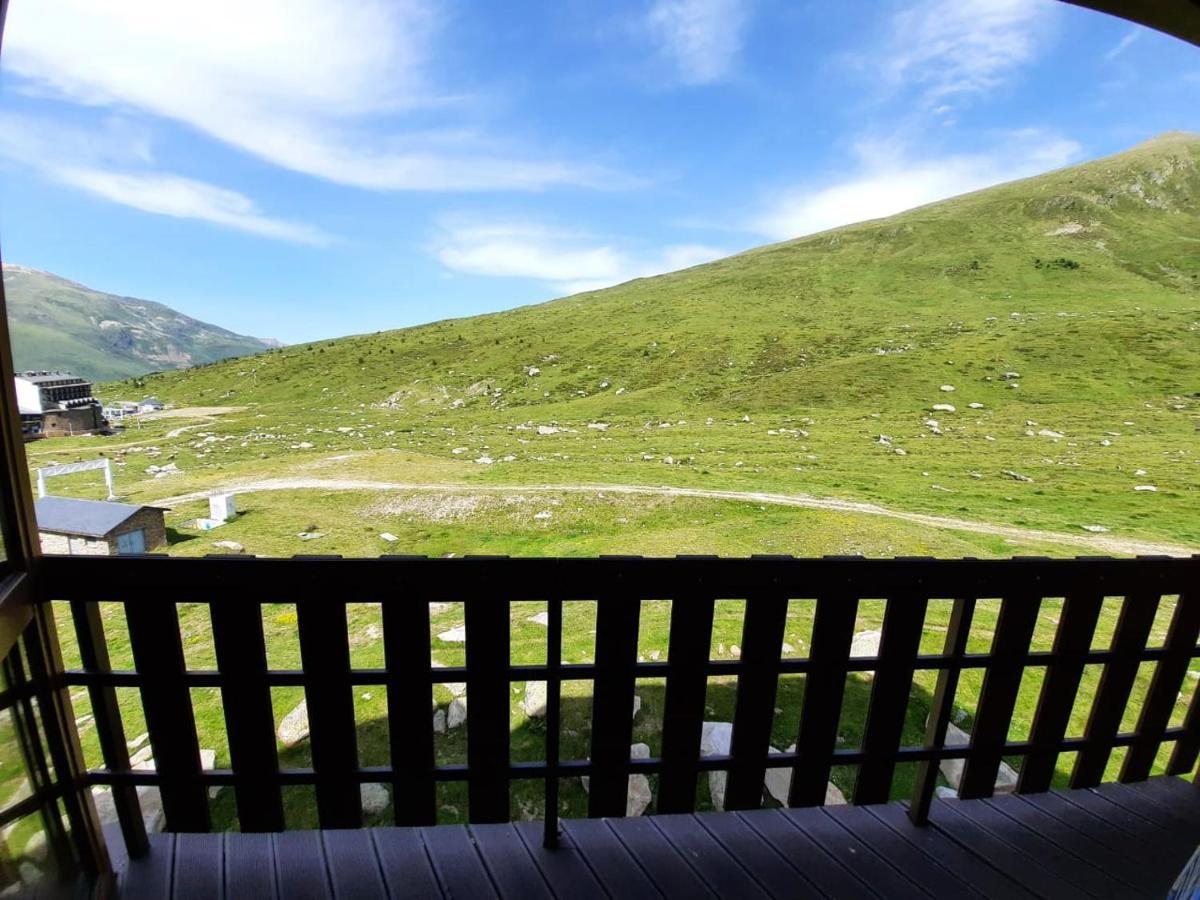 Altissim Grizzly Apartment Pas De La Casa Luaran gambar